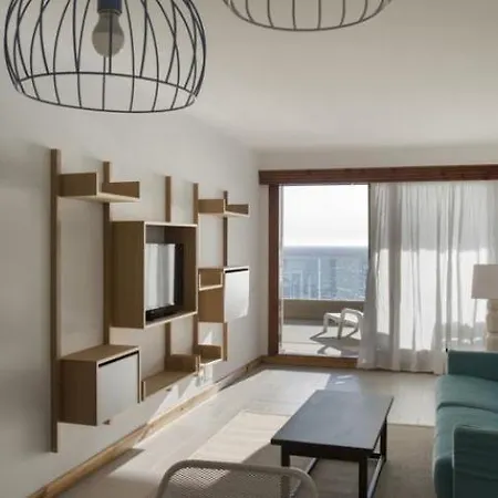 Buganvilla (adults Only) *