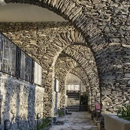 Buganvilla (adults Only) *